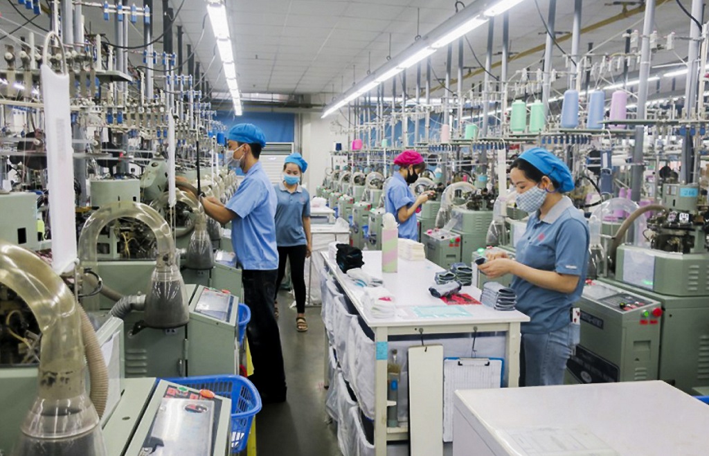 Phát triển các ngành công nghiệp mũi nhọn với tự động hóa sản xuất