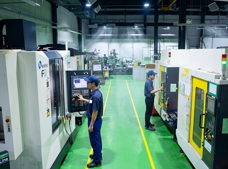 xưởng gia công cơ khí chính xác của VCC TECH