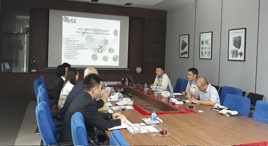 Chủ tịch HĐQT - TGĐ công ty Cổ phần Năng Lực Việt giới thiệu